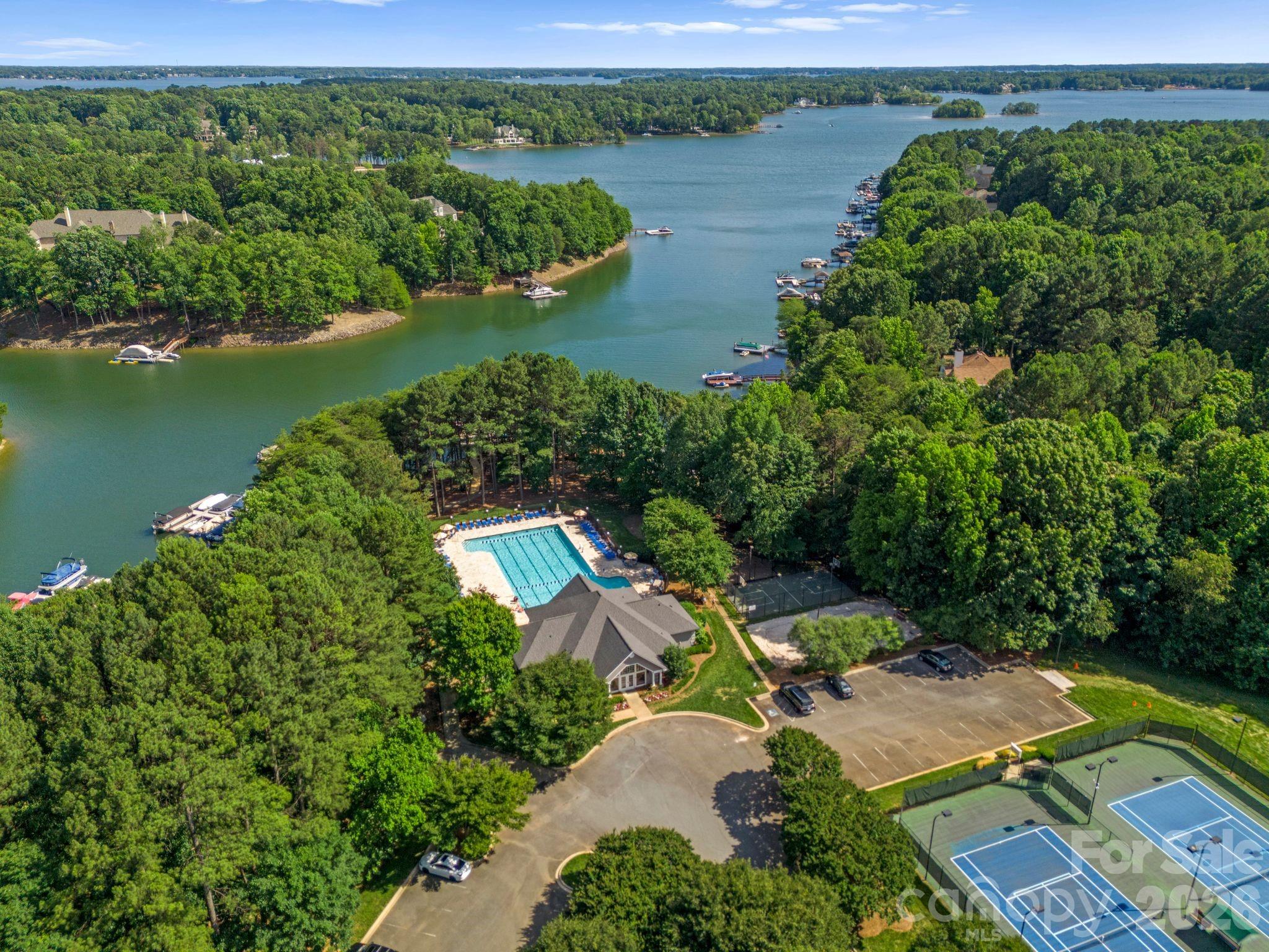 124 Hunter Spring Lane Mooresville NC 28117