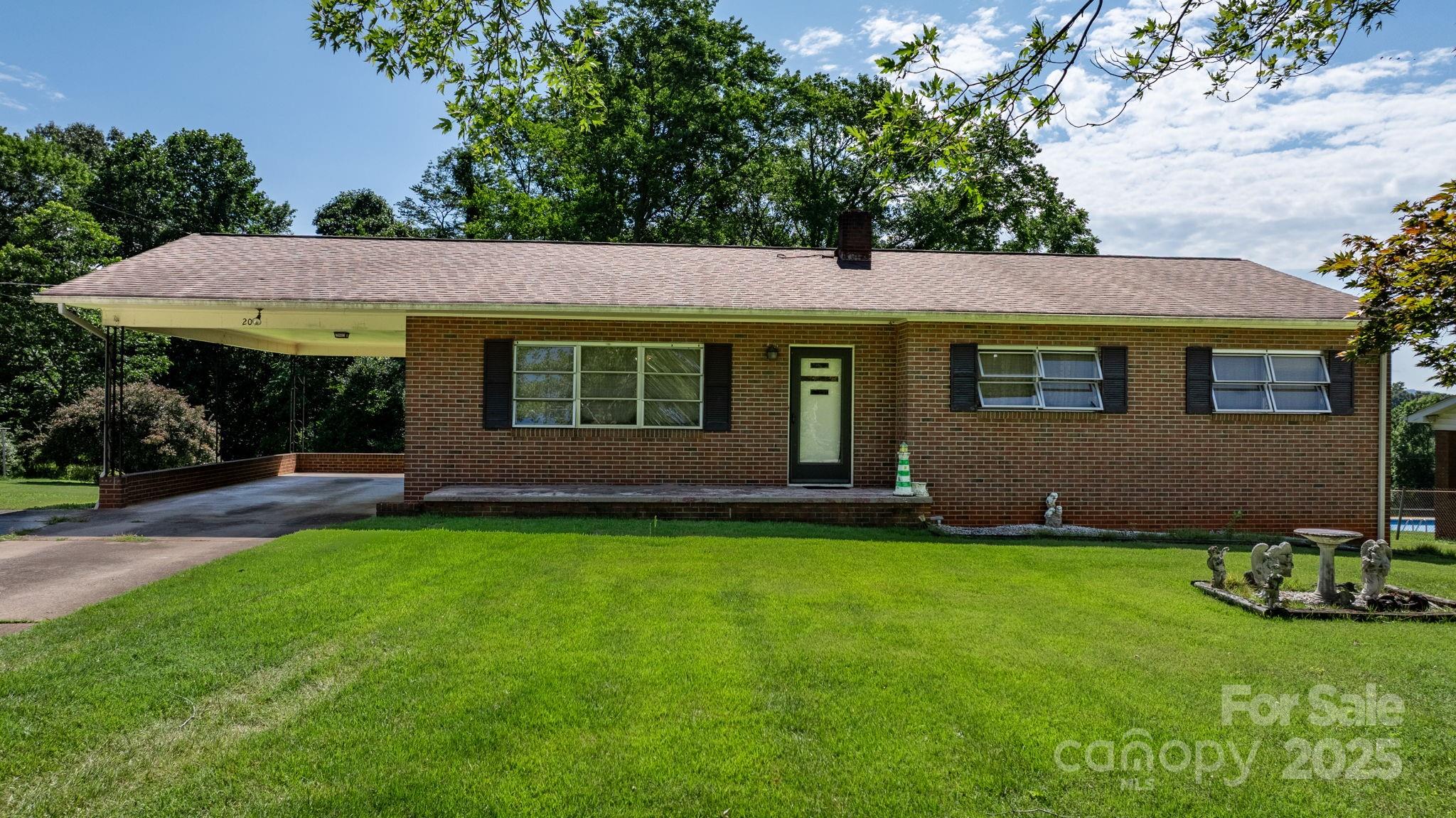 204 Whitley Road Morganton NC 28655