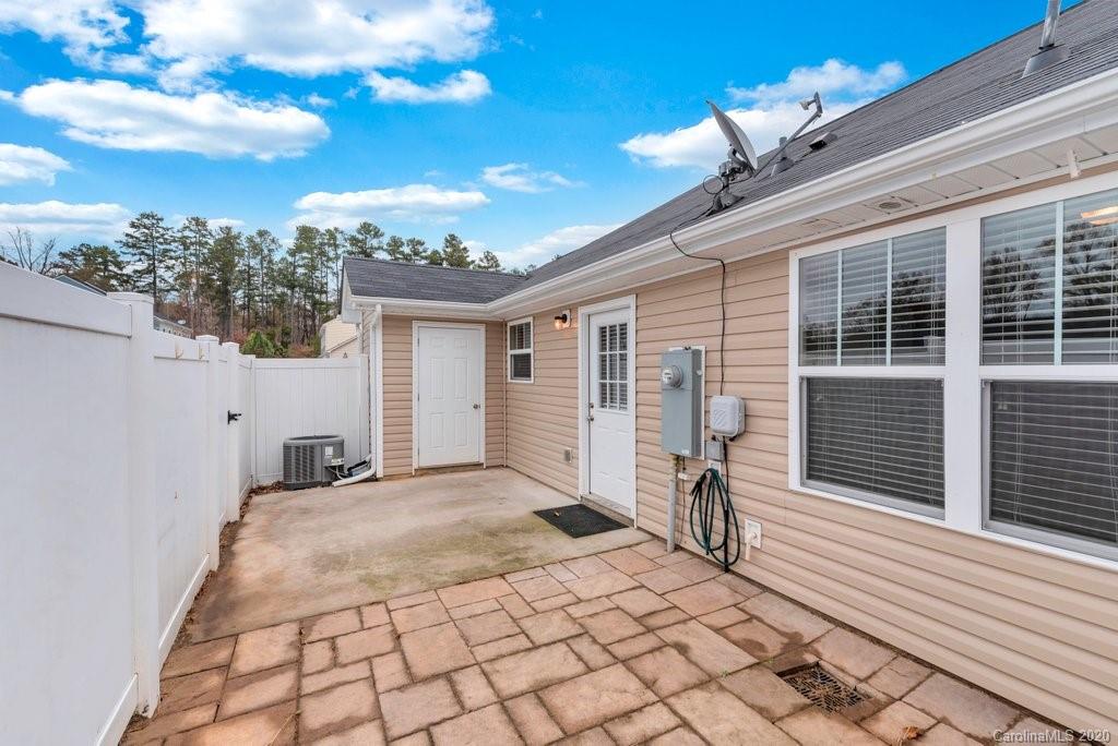 104 S Ferncliff Drive Mount Holly NC 28120