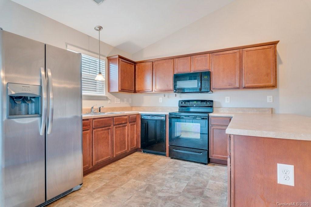 104 S Ferncliff Drive Mount Holly NC 28120