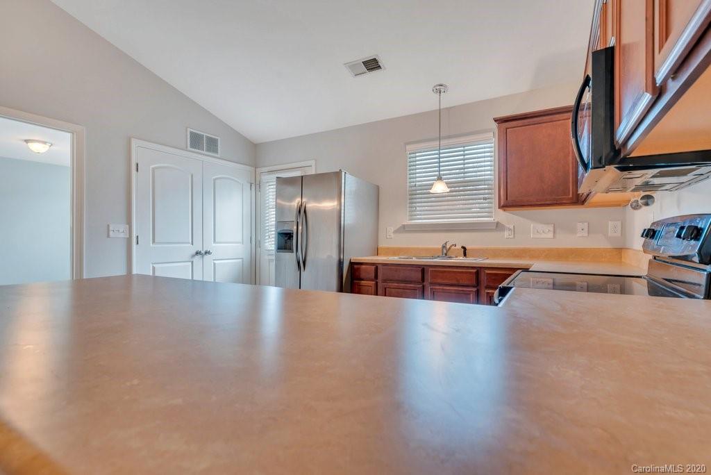 104 S Ferncliff Drive Mount Holly NC 28120