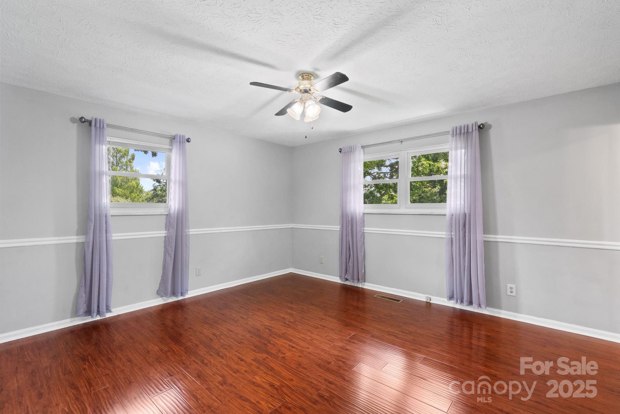 89 Braddock Way Asheville NC 28803