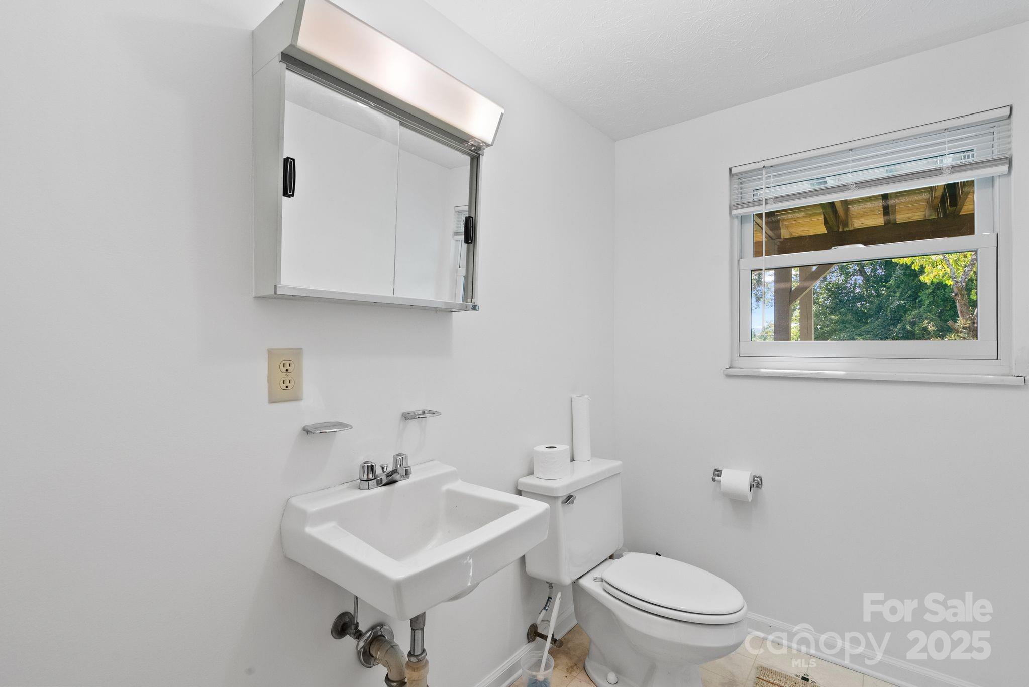 89 Braddock Way Asheville NC 28803