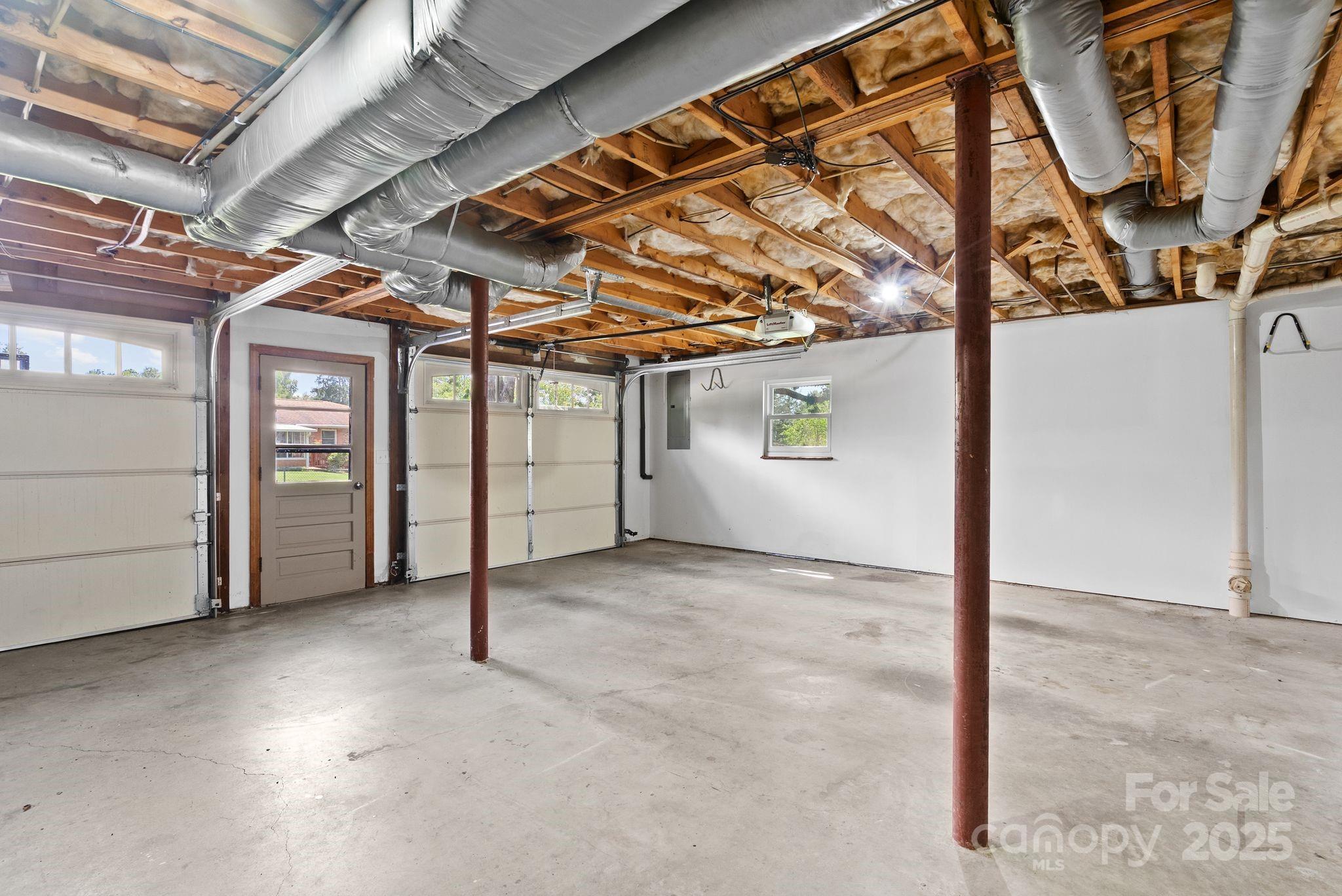 89 Braddock Way Asheville NC 28803