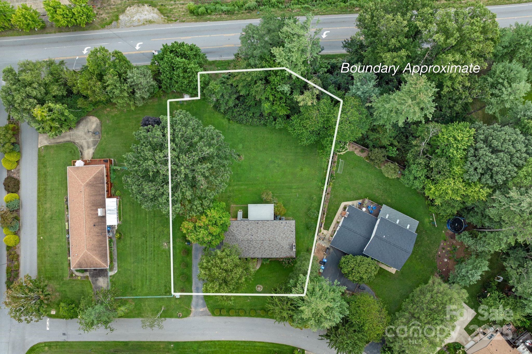 89 Braddock Way Asheville NC 28803