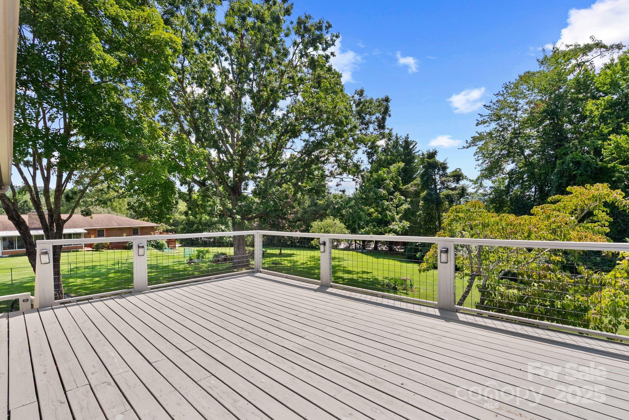 89 Braddock Way Asheville NC 28803