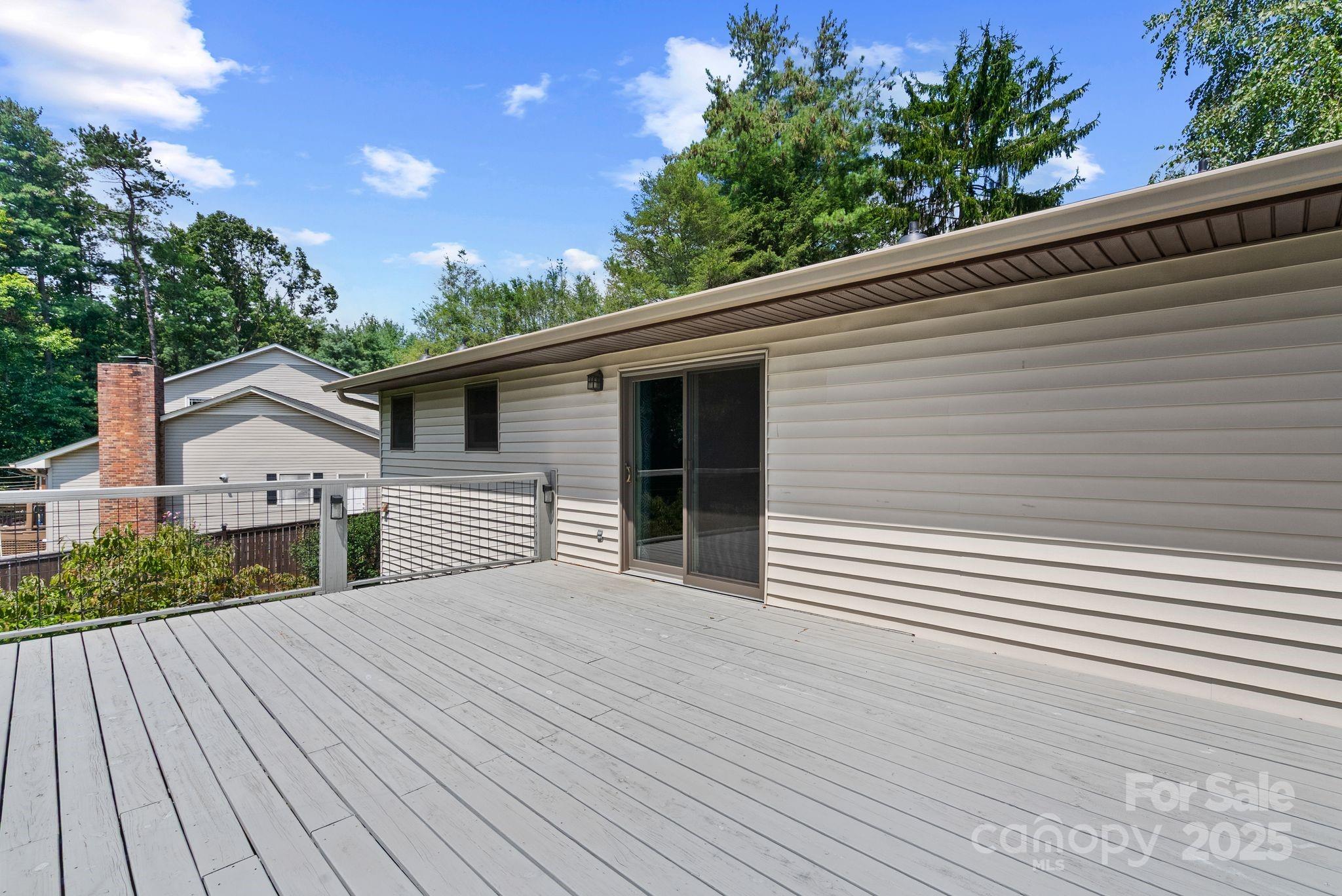 89 Braddock Way Asheville NC 28803