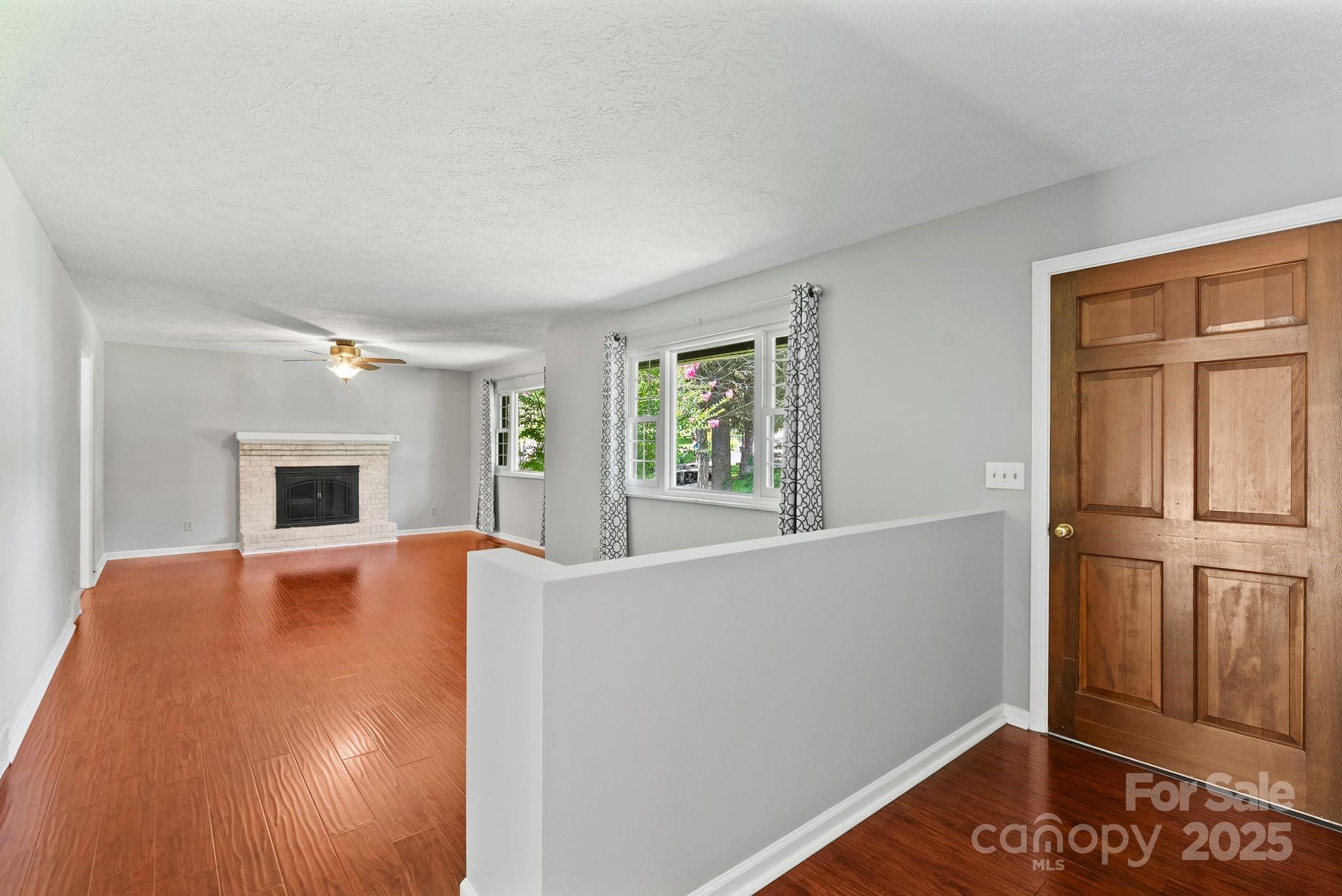 89 Braddock Way Asheville NC 28803