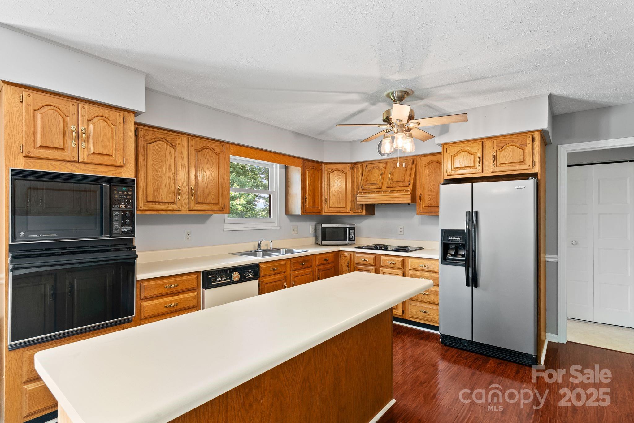 89 Braddock Way Asheville NC 28803