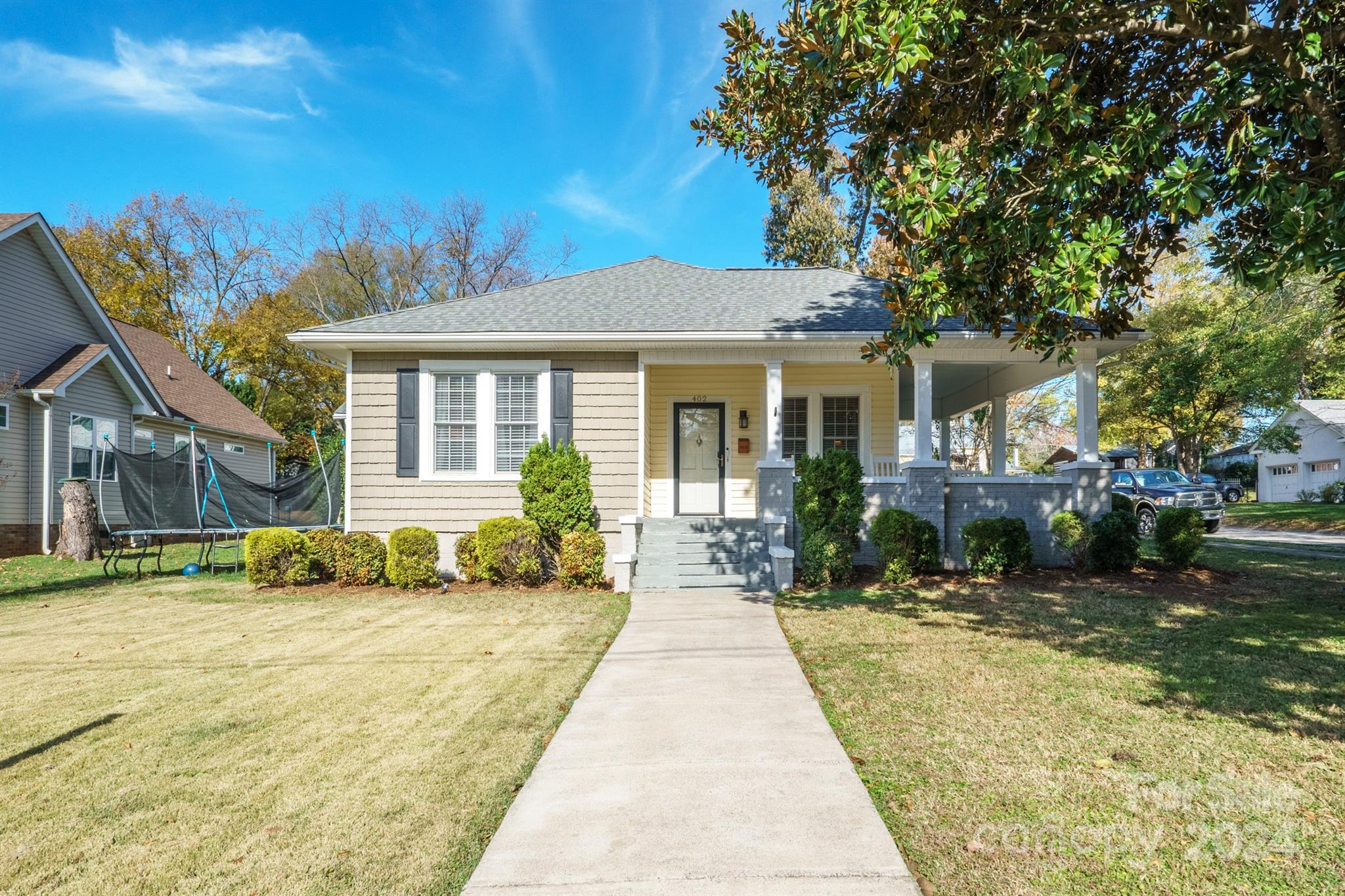 402 W 7th Street Newton NC 28658