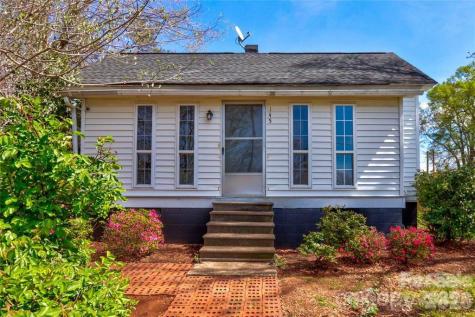 145 Duke Street Cooleemee NC 27014