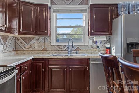145 Duke Street Cooleemee NC 27014