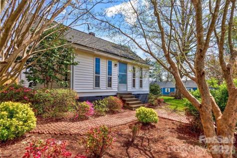145 Duke Street Cooleemee NC 27014