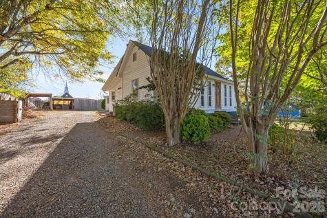 145 Duke Street Cooleemee NC 27014