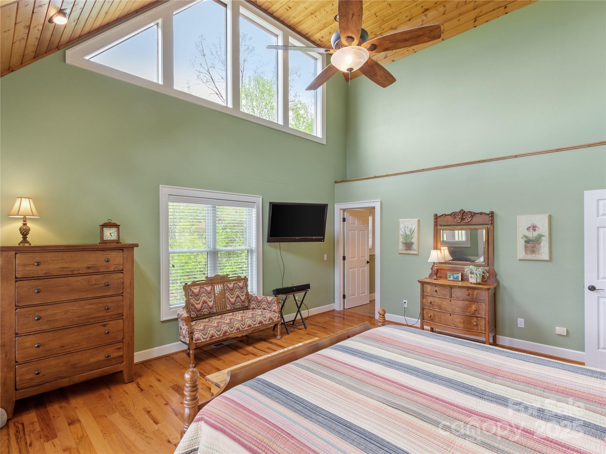 370 Appaloosa Trail Burnsville NC 28714