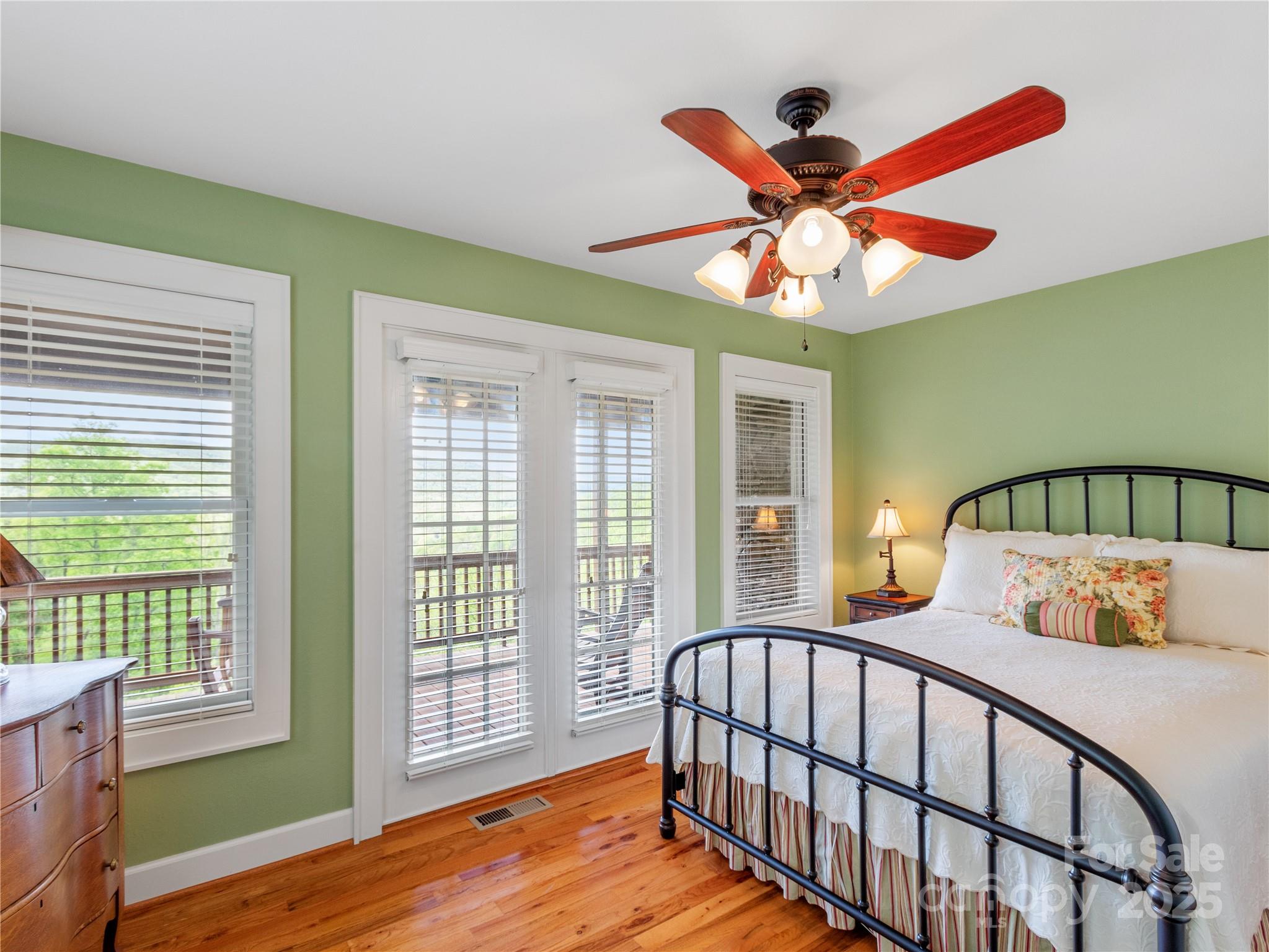 370 Appaloosa Trail Burnsville NC 28714