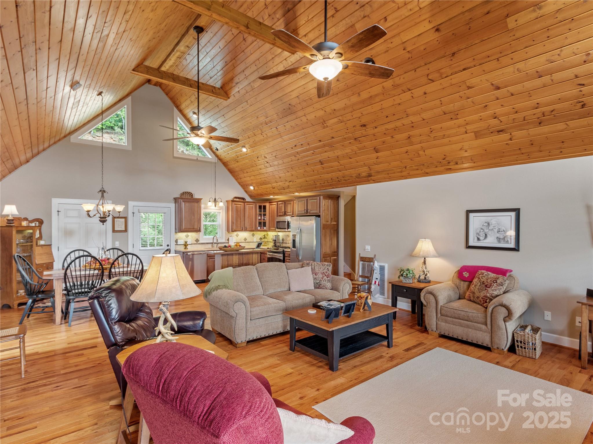 370 Appaloosa Trail Burnsville NC 28714