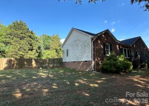 172 Jesse King Road Advance NC 27006