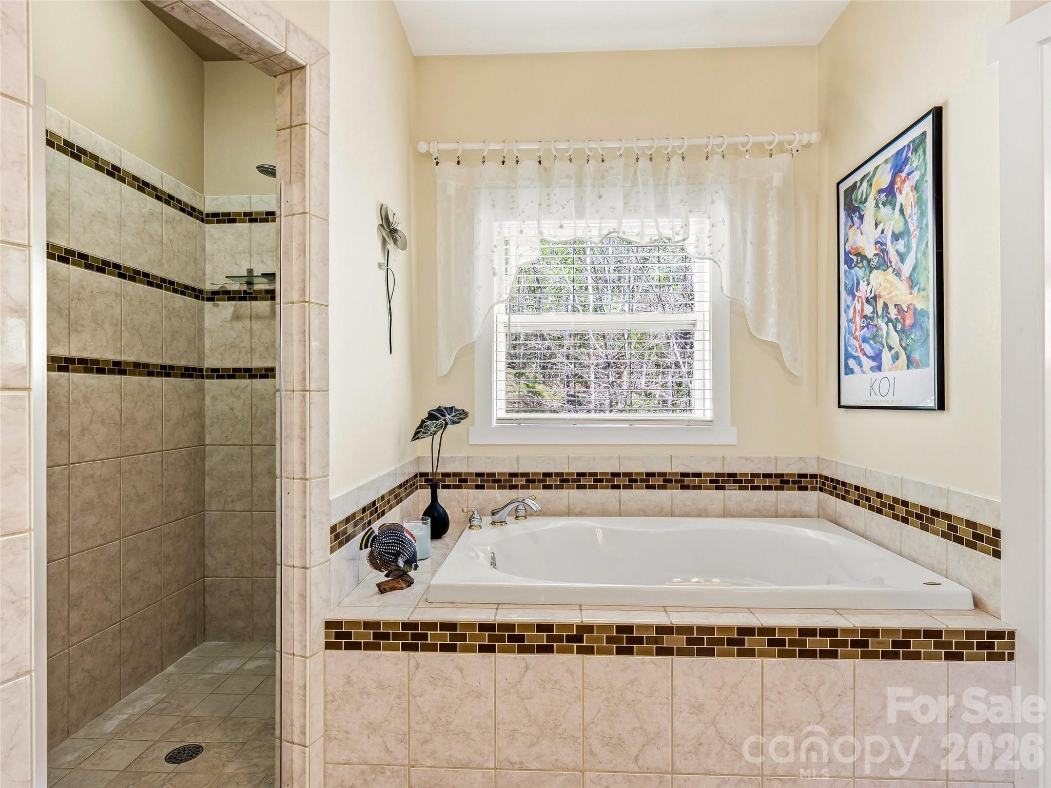 24 Sunnie Rae Lane Candler NC 28715