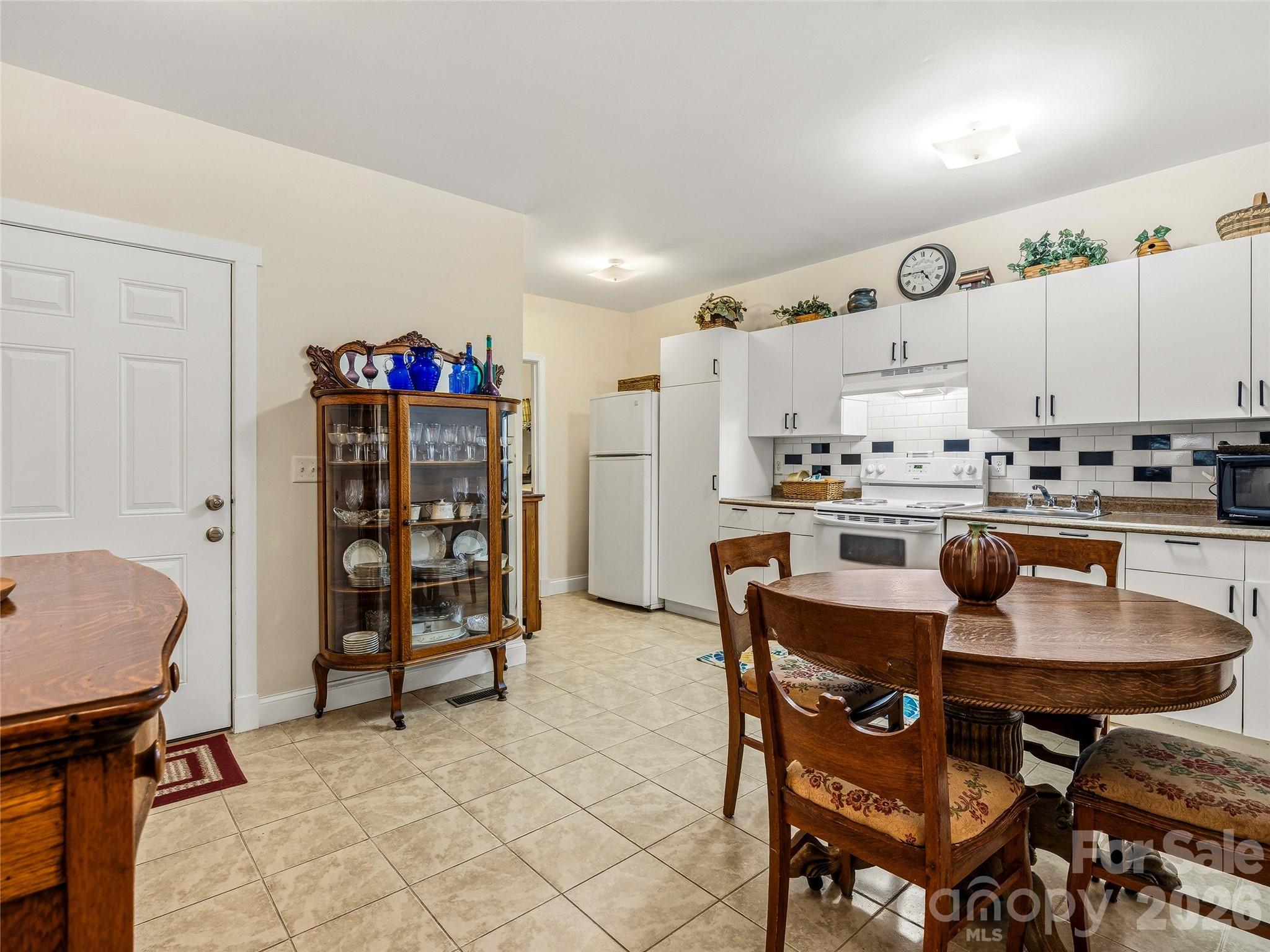 24 Sunnie Rae Lane Candler NC 28715