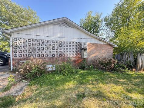 1102 Afton Drive Lenoir NC 28645