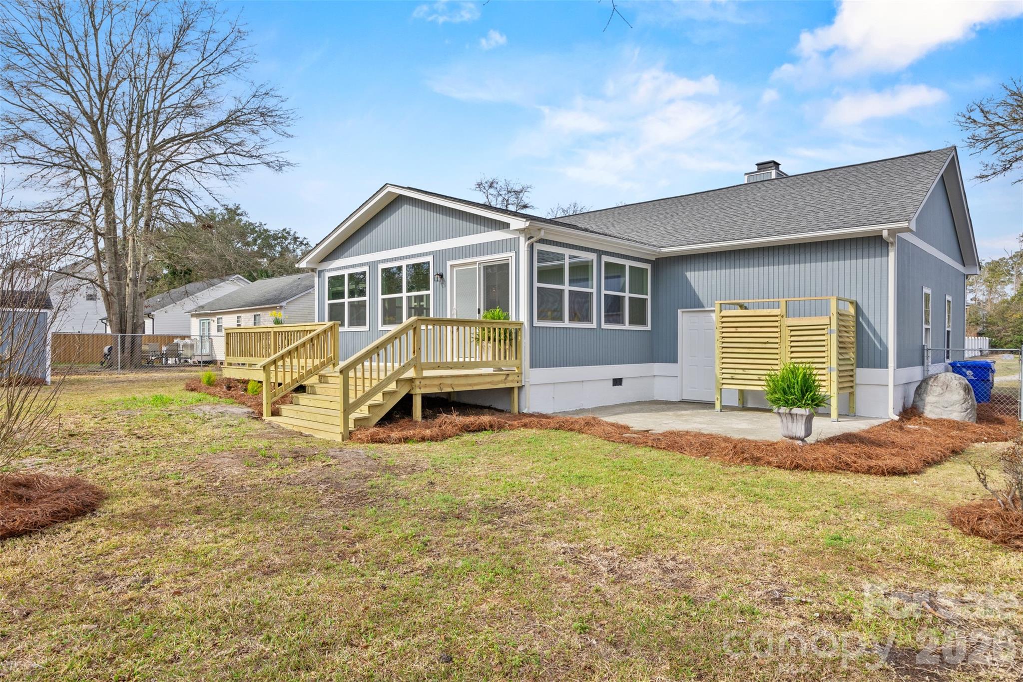 322 NE 57th Street NE Oak Island NC 28465