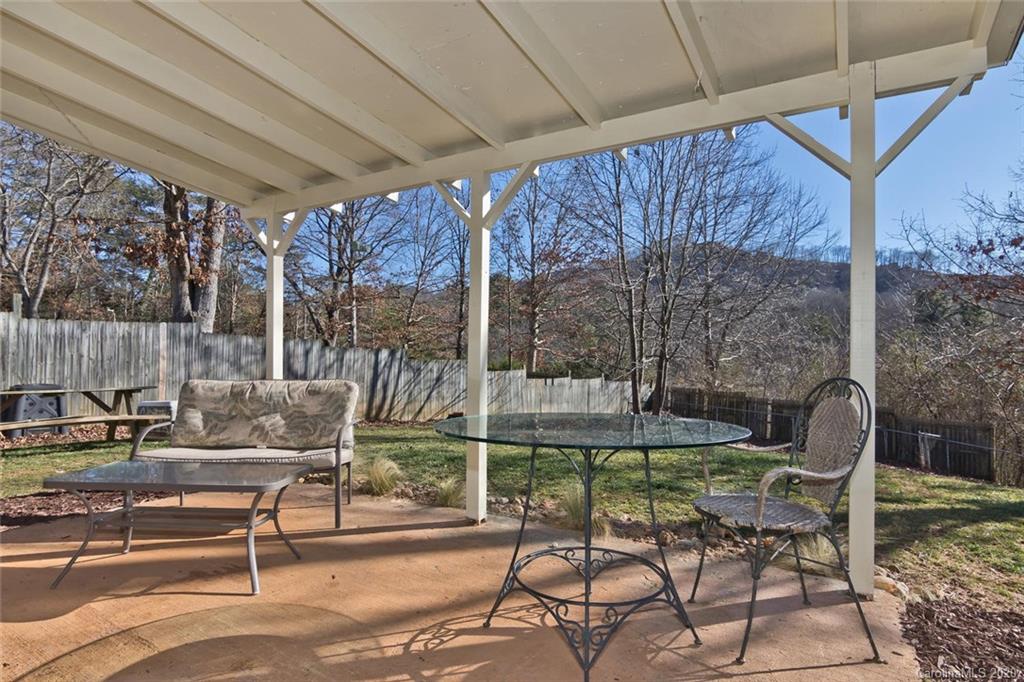 94 Stoney Hill Court Asheville NC 28804