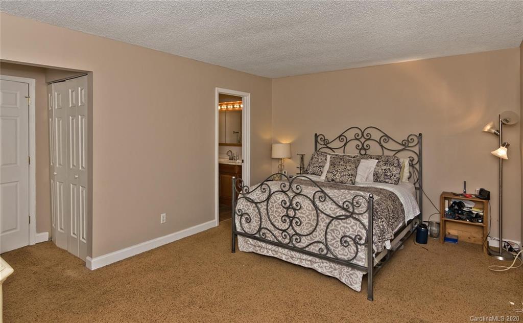 94 Stoney Hill Court Asheville NC 28804
