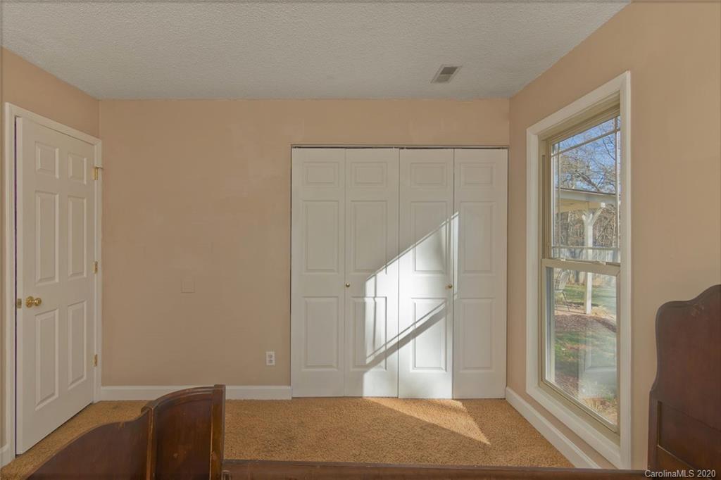 94 Stoney Hill Court Asheville NC 28804
