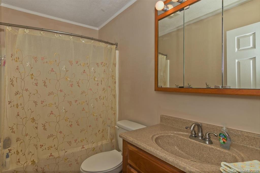 94 Stoney Hill Court Asheville NC 28804