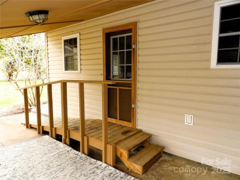 106 Pinetree Drive Black Mountain NC 28711