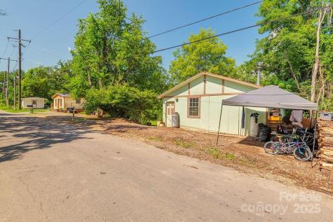 151 & 153 Vinewood Circle Asheville NC 28806