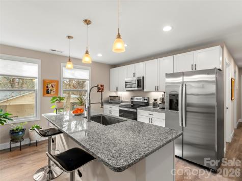 92 Lakeside Drive Asheville NC 28806