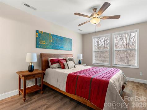 92 Lakeside Drive Asheville NC 28806