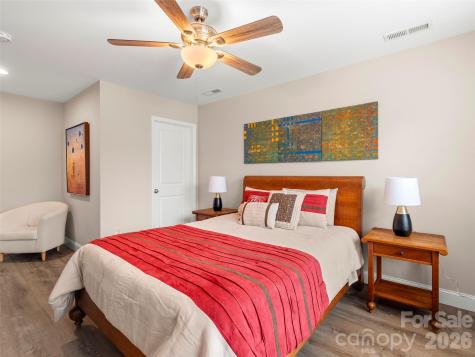 92 Lakeside Drive Asheville NC 28806