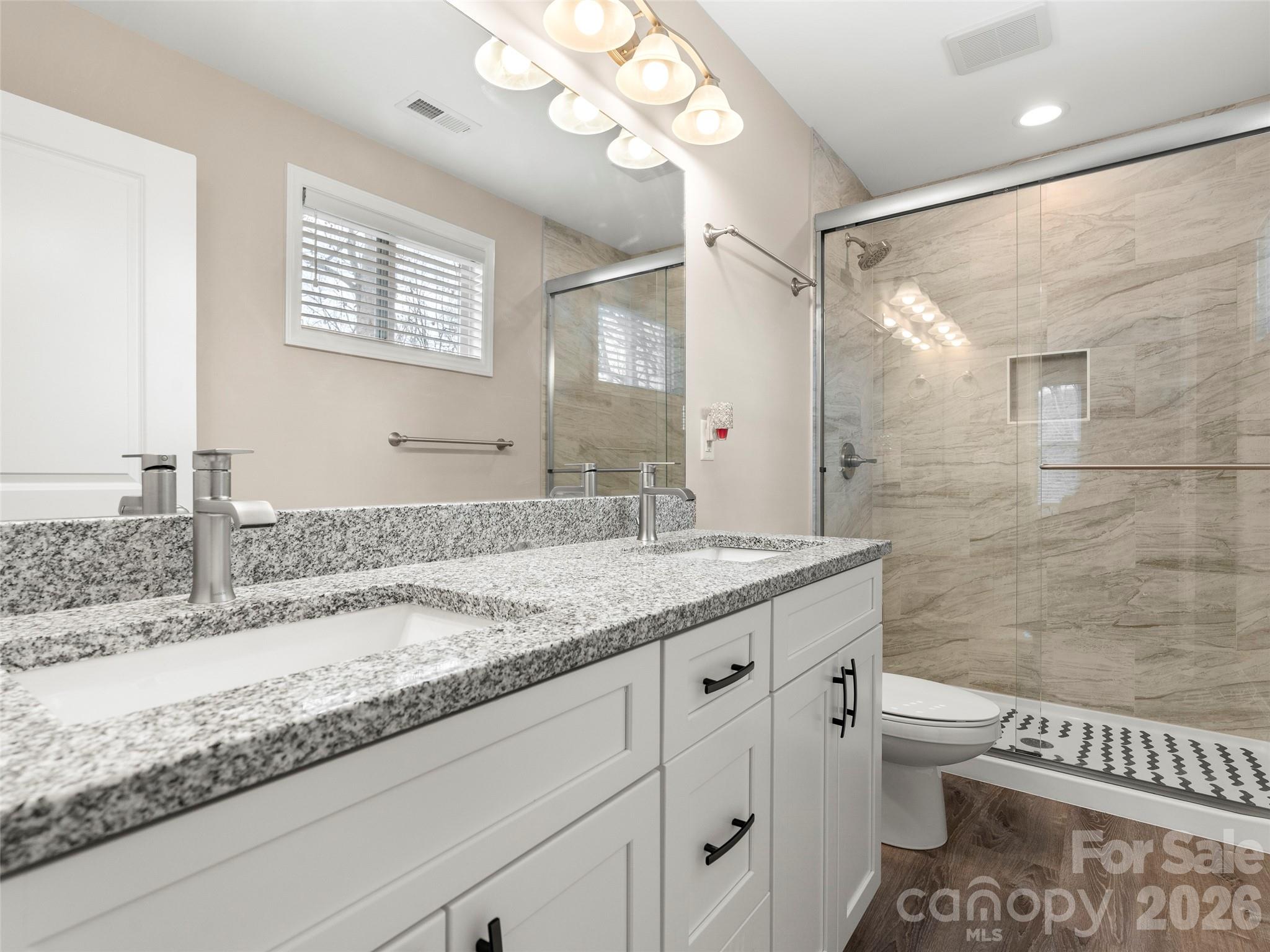 92 Lakeside Drive Asheville NC 28806