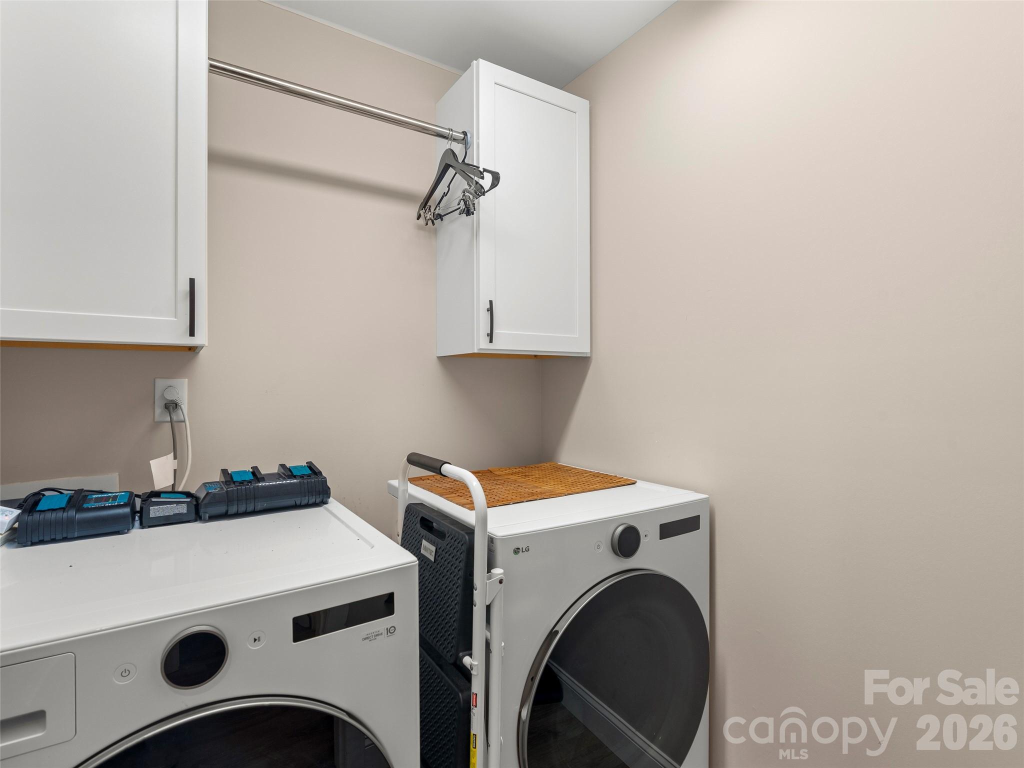 92 Lakeside Drive Asheville NC 28806