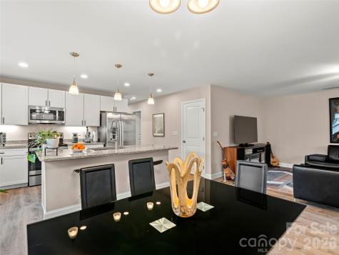 92 Lakeside Drive Asheville NC 28806