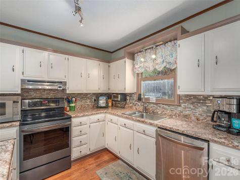 444 Martin Branch Road Leicester NC 28748