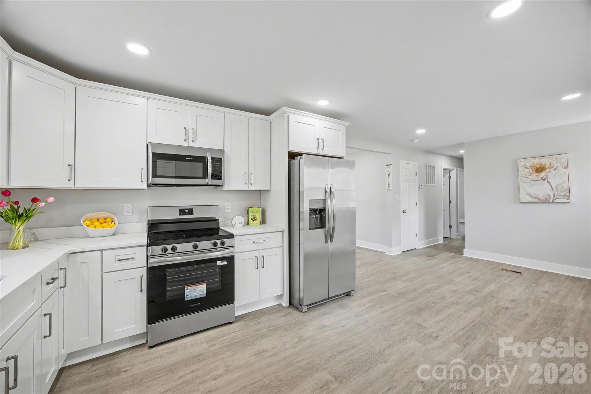 553 Derrydowne Drive Charlotte NC 28213