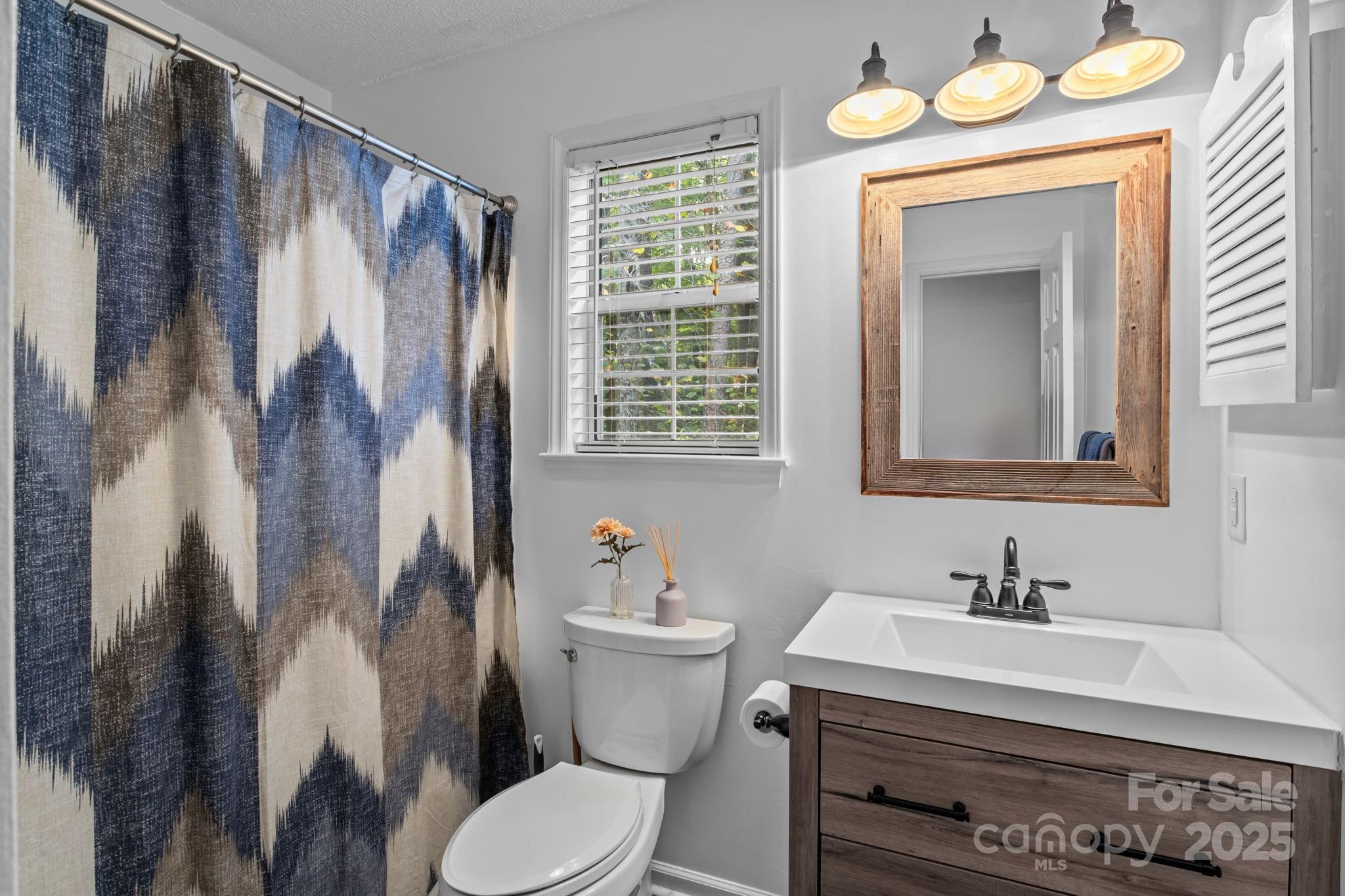 7229 Catawba Springs Road Denver NC 28037