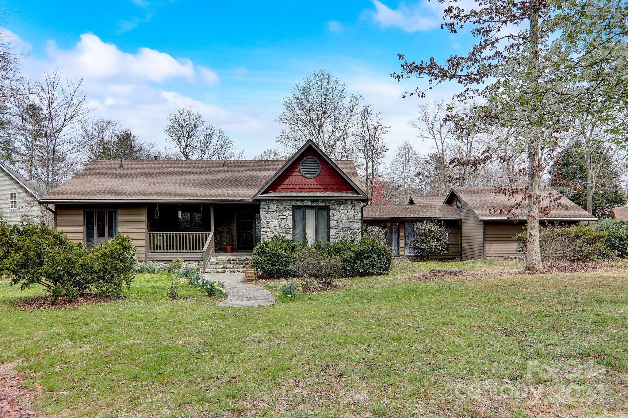 14 Blue Heron Drive Mills River NC 28759