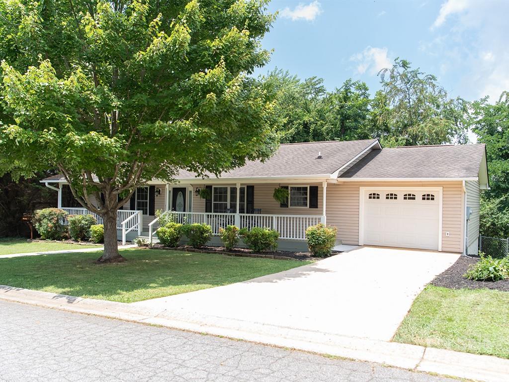 35 Sydney Lane Asheville NC 28806