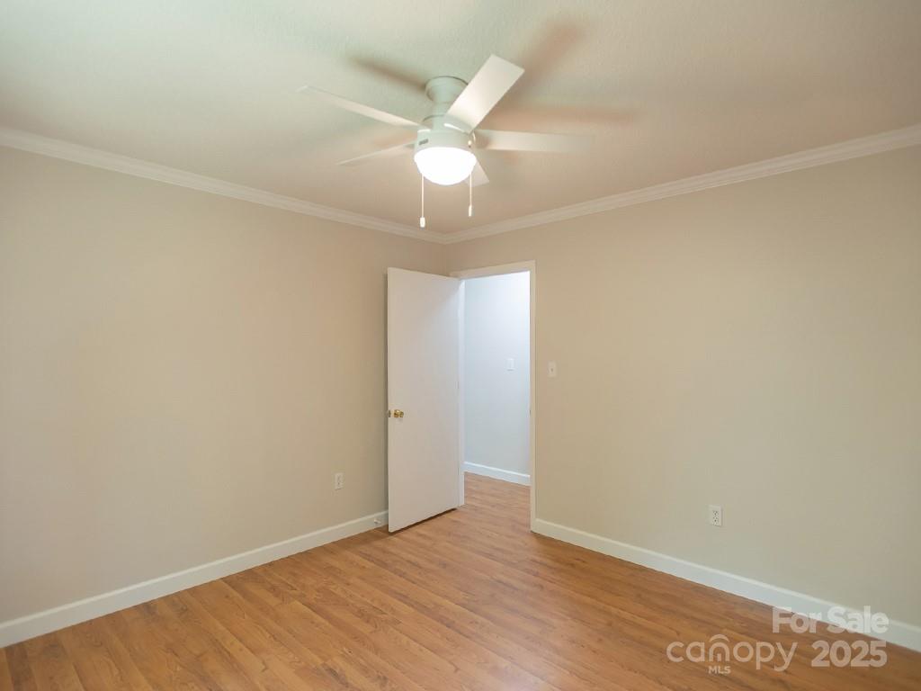 35 Sydney Lane Asheville NC 28806