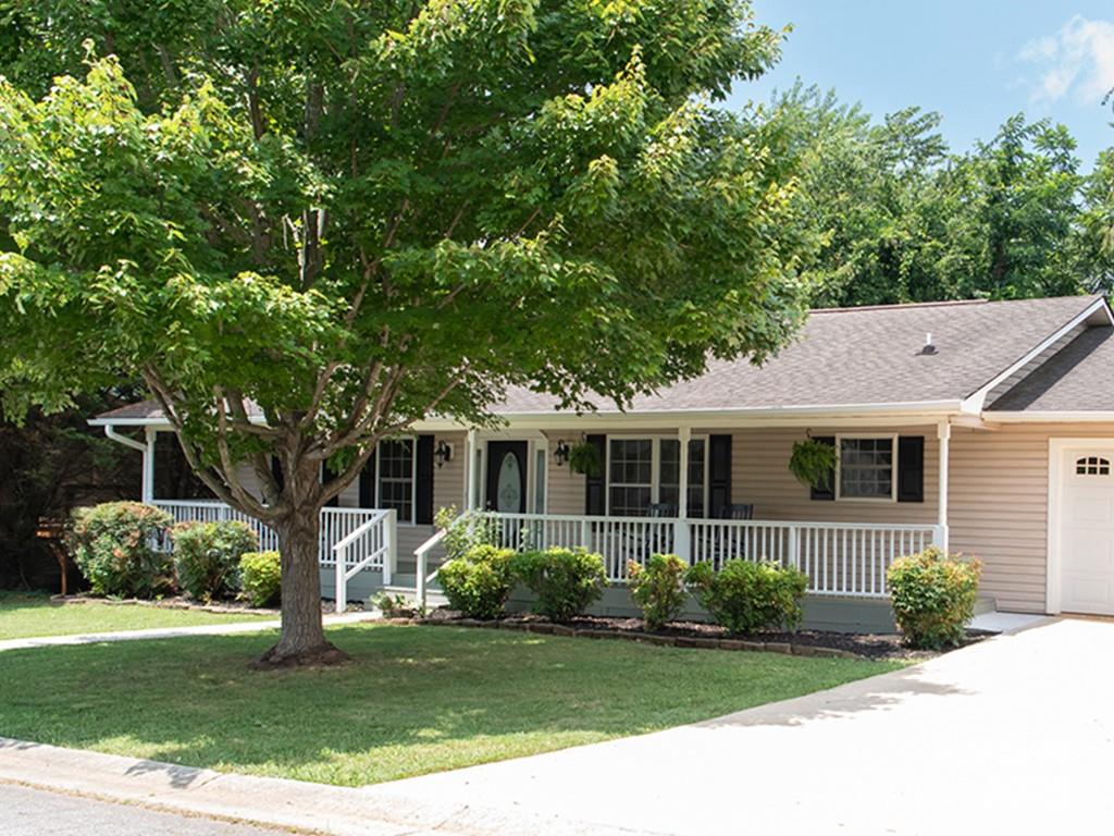 35 Sydney Lane Asheville NC 28806