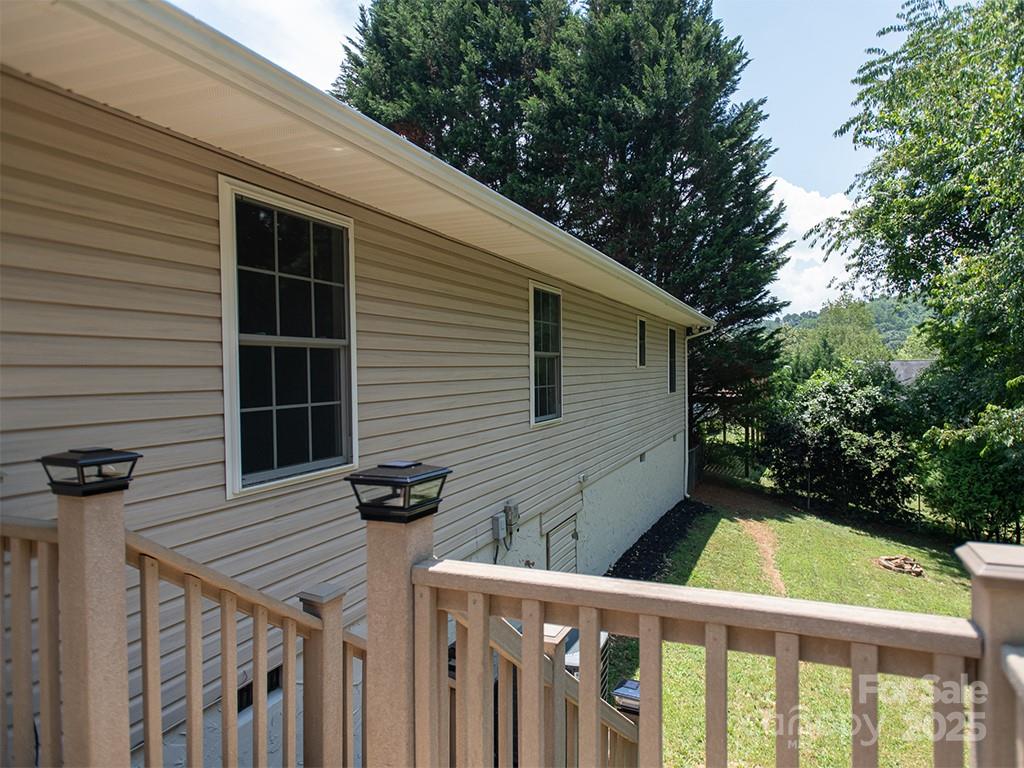 35 Sydney Lane Asheville NC 28806