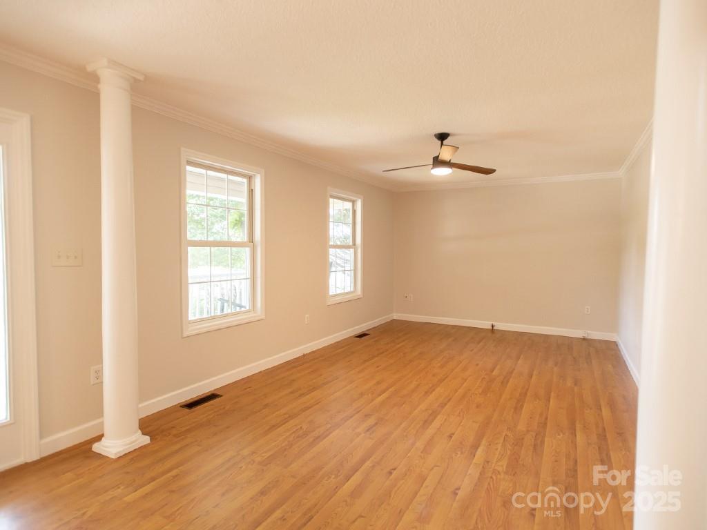 35 Sydney Lane Asheville NC 28806