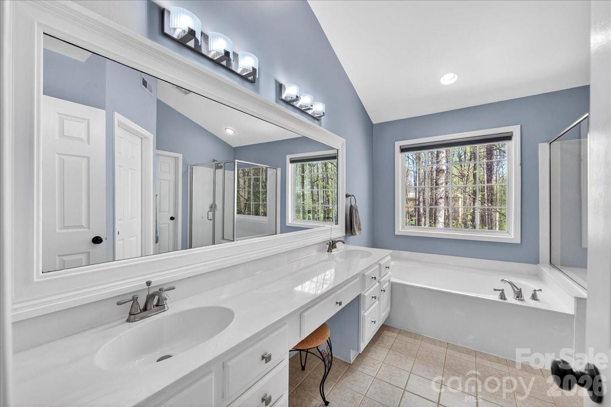 12532 Overlook Mountain Drive Charlotte NC 28216
