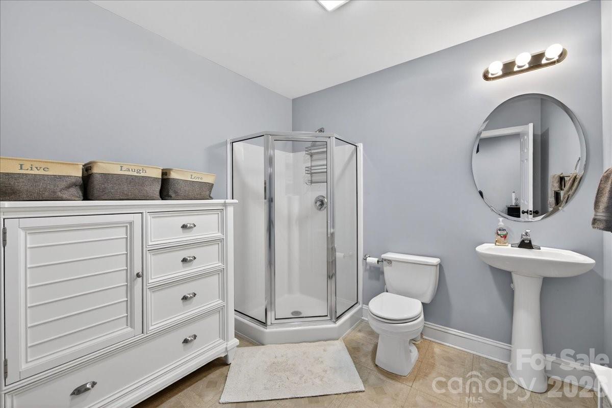 12532 Overlook Mountain Drive Charlotte NC 28216