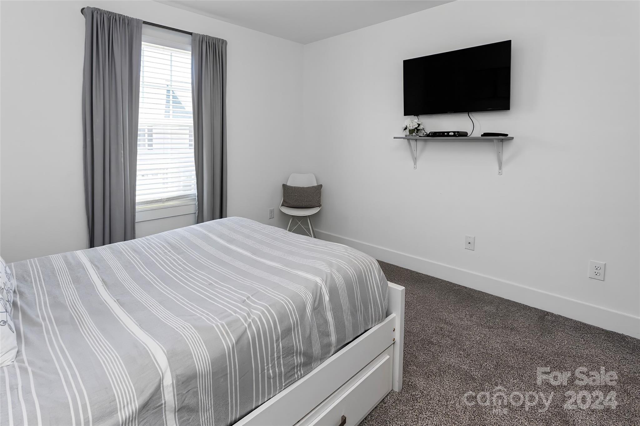 116 Monmouth Way Candler NC 28715
